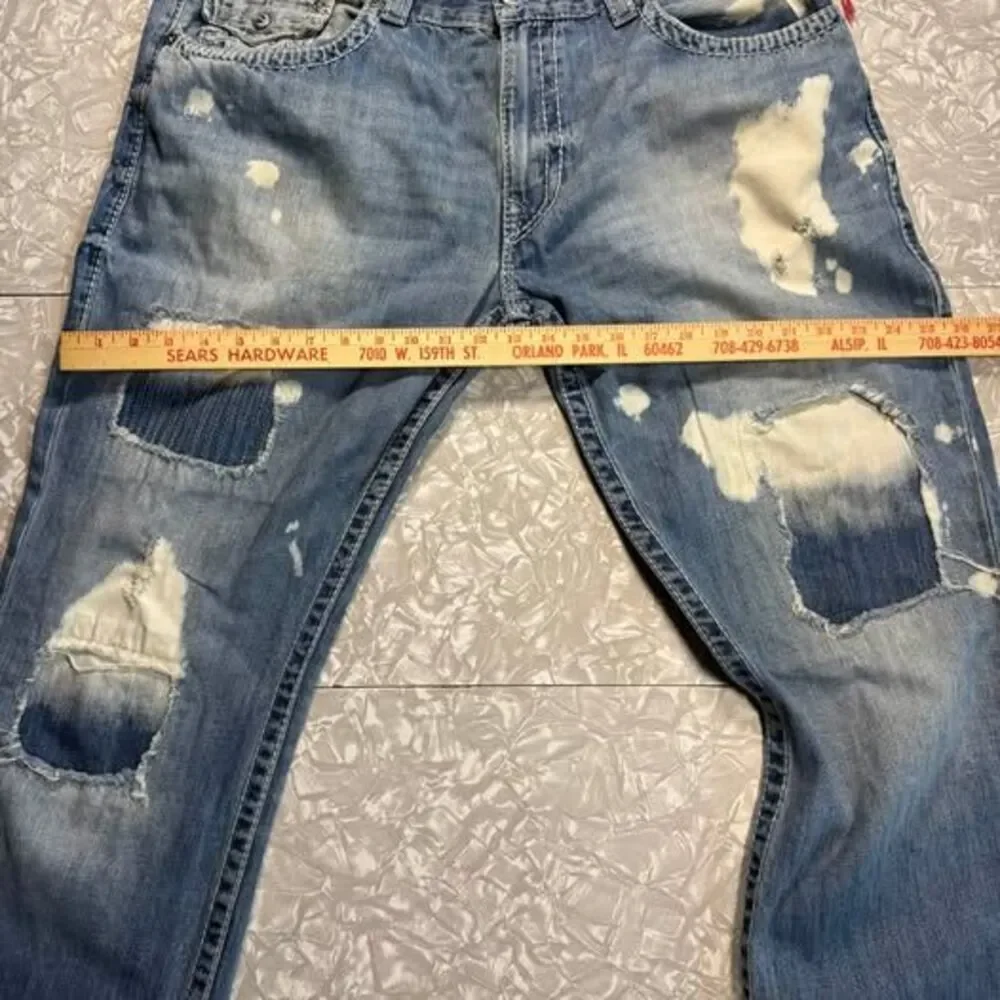 True Religion Distressed Jeans Size 40